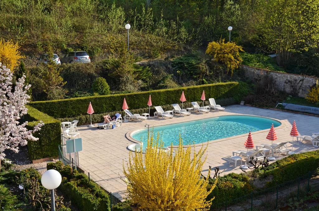 Hotel Et Studios D'Orfeuil Bourbonne-les-Bains Ngoại thất bức ảnh