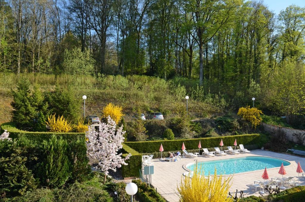Hotel Et Studios D'Orfeuil Bourbonne-les-Bains Phòng bức ảnh