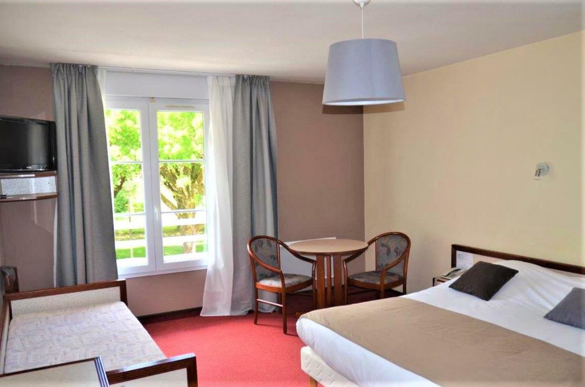 Hotel Et Studios D'Orfeuil Bourbonne-les-Bains Ngoại thất bức ảnh