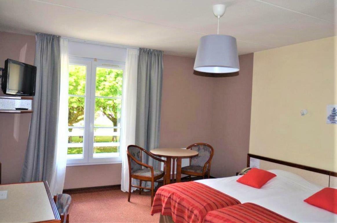 Hotel Et Studios D'Orfeuil Bourbonne-les-Bains Ngoại thất bức ảnh